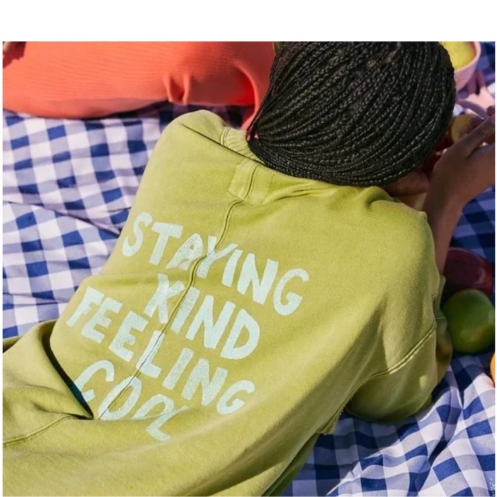 aerie down to earth crewneck staying kind feeling cool - Picture 4 of 7